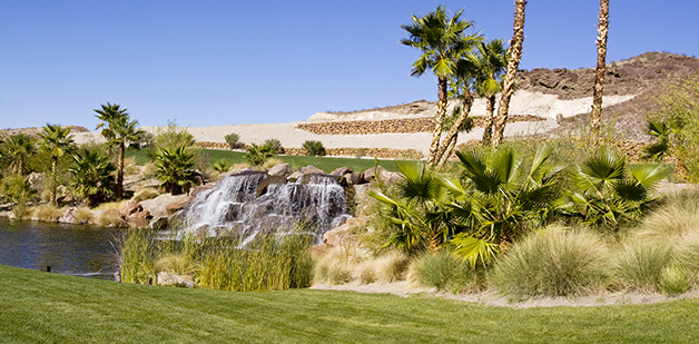 waterfall at golf course in Las Vegas NV